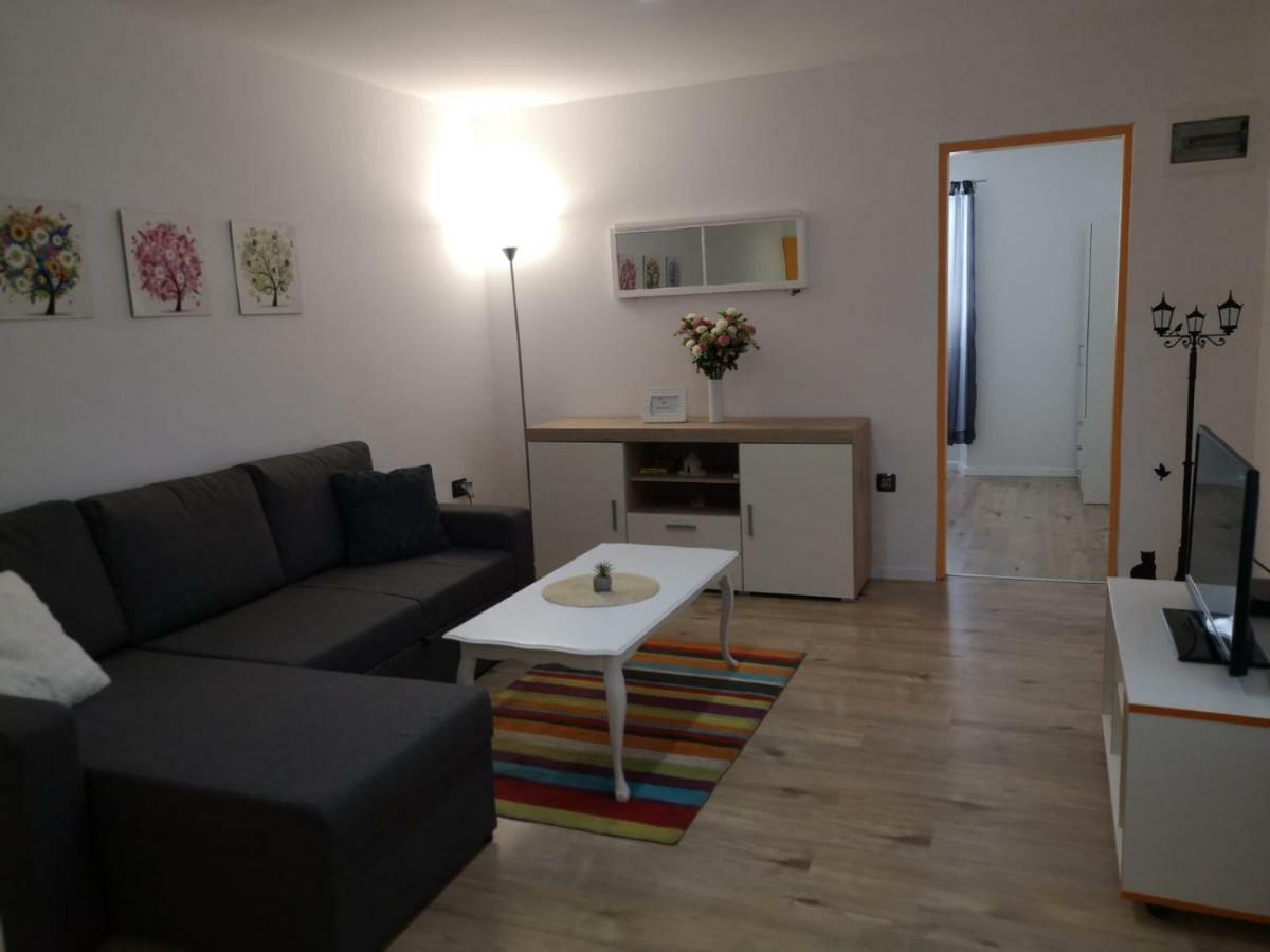Apartment Asja Old City Center プーラ エクステリア 写真